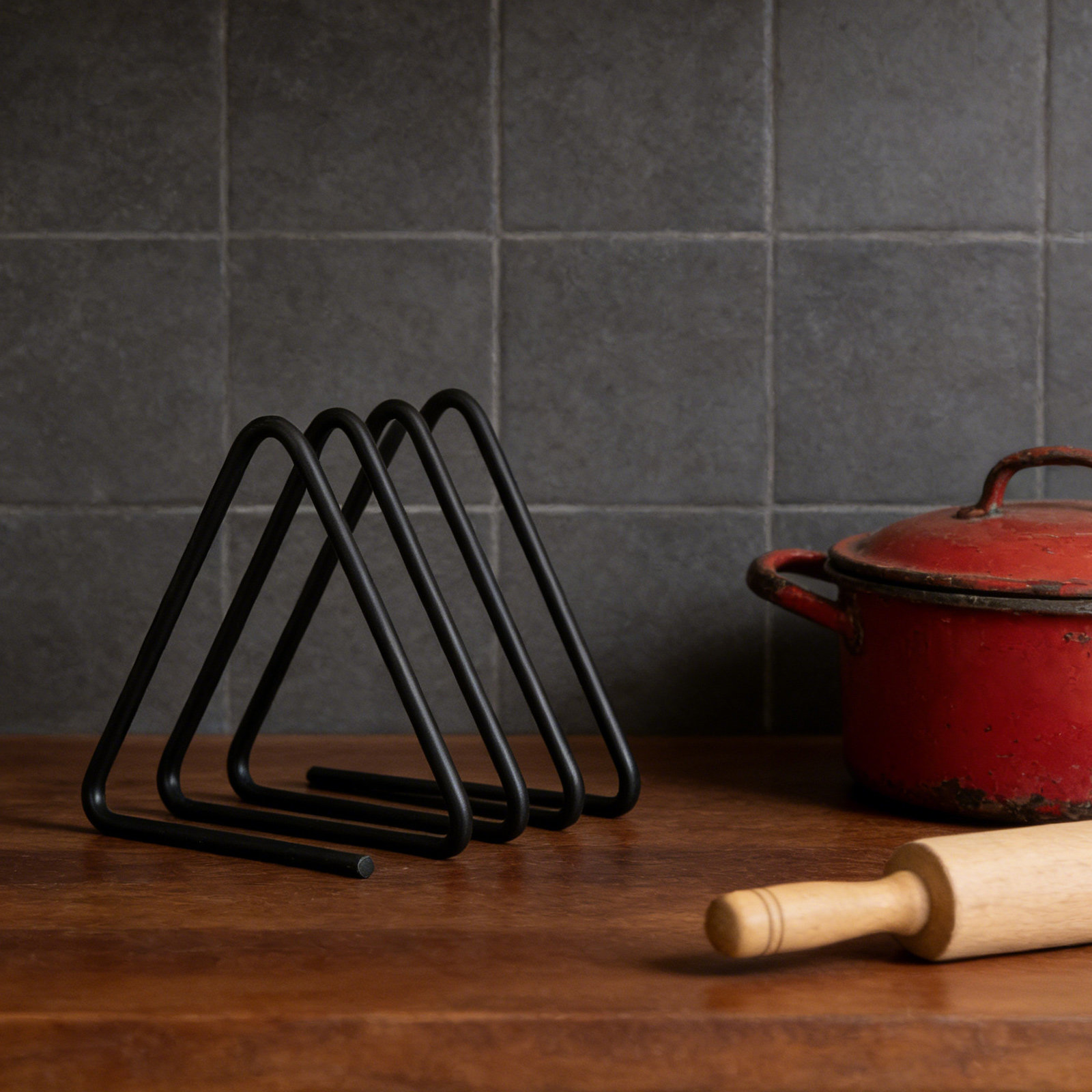 Kitchen Baking Sheet Organizer - Üçgen Kesme Tahtası Rafı Siyah Metal
